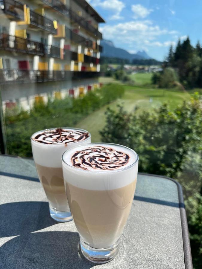 Aldiana Club Salzkammergut Und Grimmingtherme Bad Mitterndorf Exterior photo
