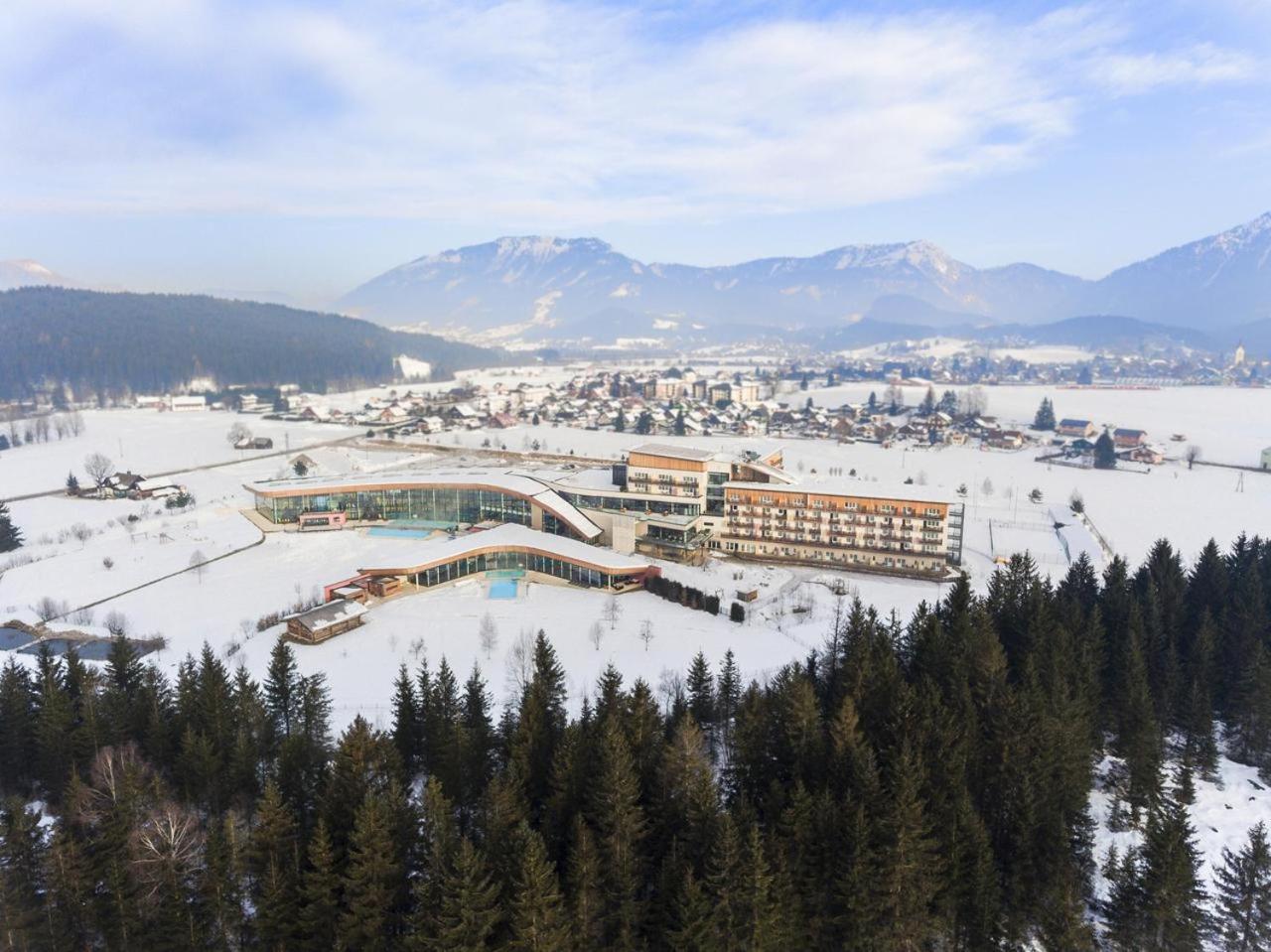 Aldiana Club Salzkammergut Und Grimmingtherme Bad Mitterndorf Exterior photo